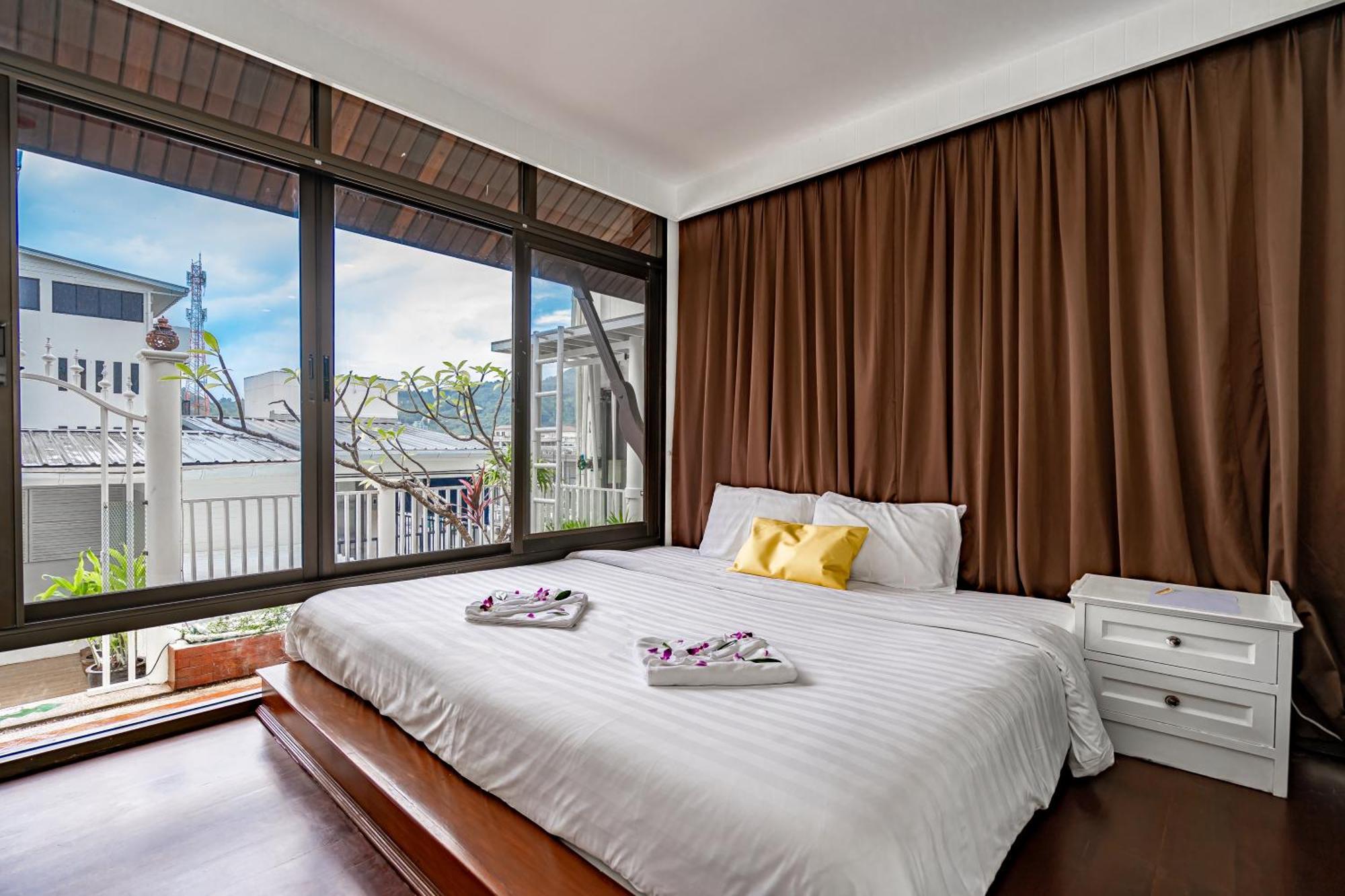 The Color Kata Hotel Екстериор снимка