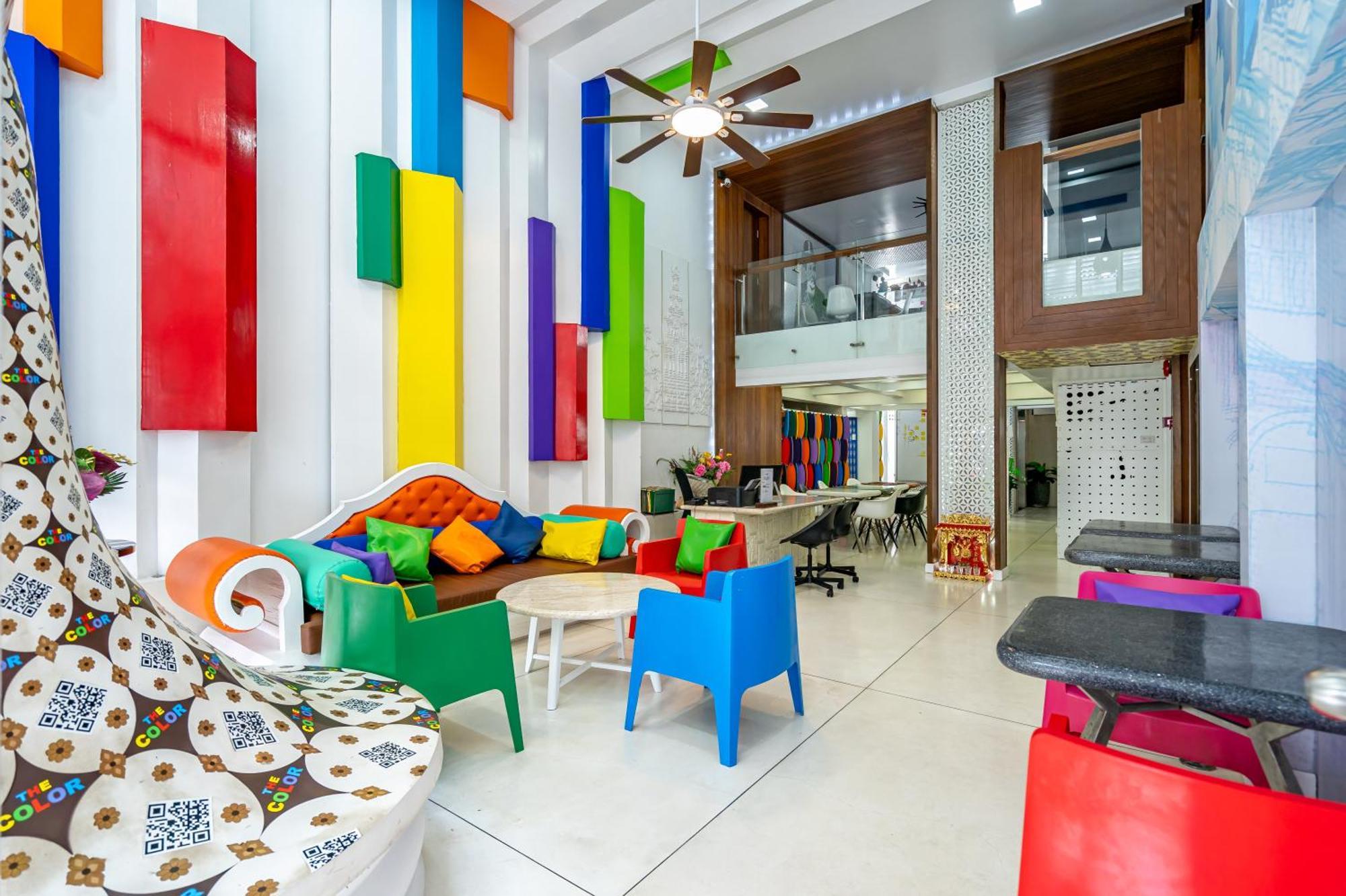 The Color Kata Hotel Екстериор снимка