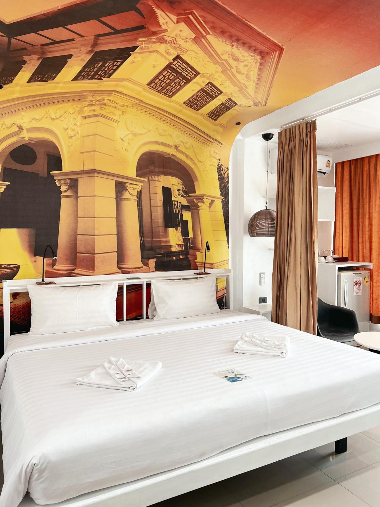 The Color Kata Hotel Екстериор снимка